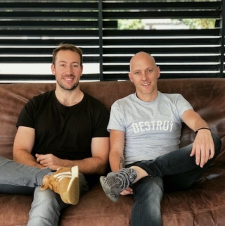 https://www.bestadsontv.com/news/upload/Tim and Steven.jpg1.jpg https://www.bestadsontv.com/news/upload/Tim and Steven.jpg1.jpg